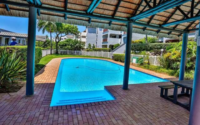 49 LaPirogue - Families only