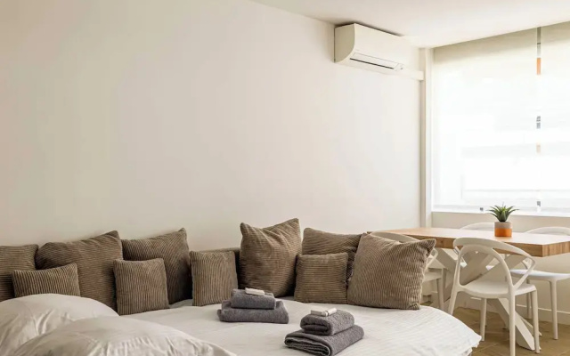 Cozy Renovated Apartment - Martinez