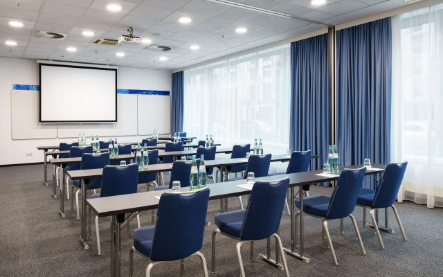 Park Inn by Radisson Frankfurt Airport Hotel