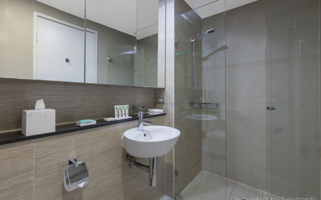 Meriton Suites Campbell Street, Sydney