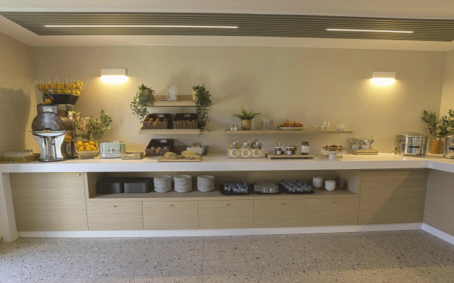 Kyriad Montpellier Sud - A709