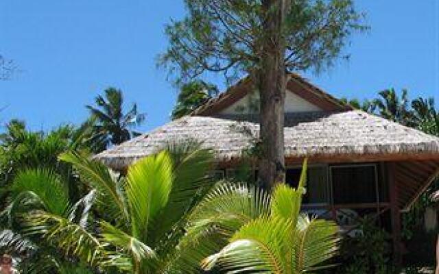 Raina Lagoon Villas
