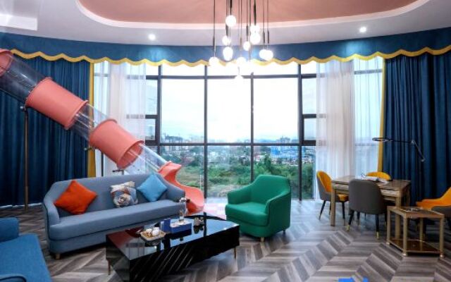 Free guest loft hotel (Enshi Jingui boulevard cultural center branch)