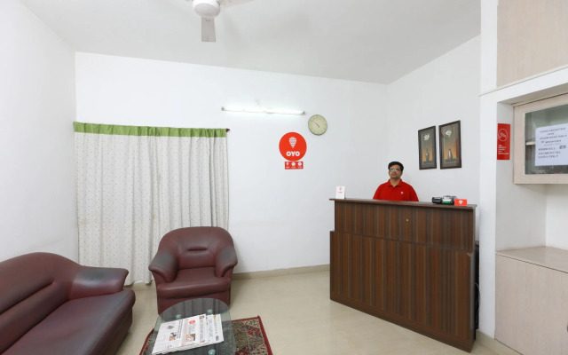 OYO 20004 SilverKey Kodambakkam