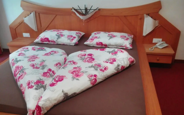 Hotel Alpinlounge Weiberhimmel