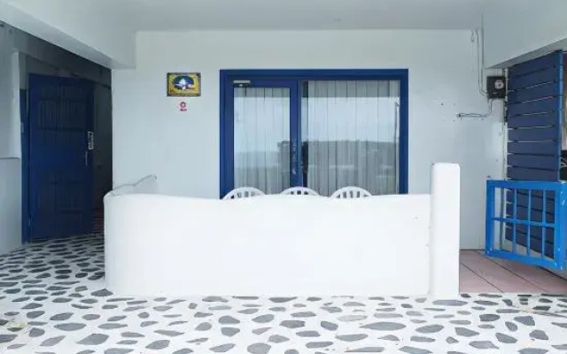 Santorini B&B