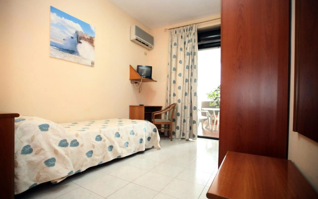 Cristal Hotel Bari