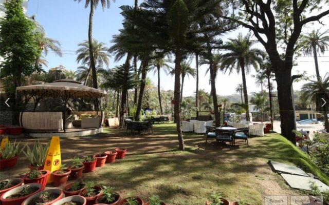 Sheratone A luxury Hotel Mount Abu