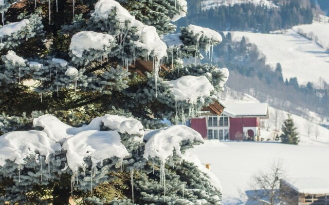 Cozy Apartment In Walchen Austria Near Ski Area