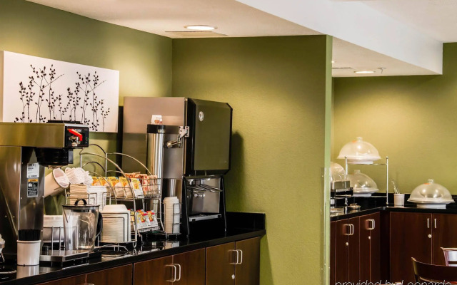 Sleep Inn And Suites