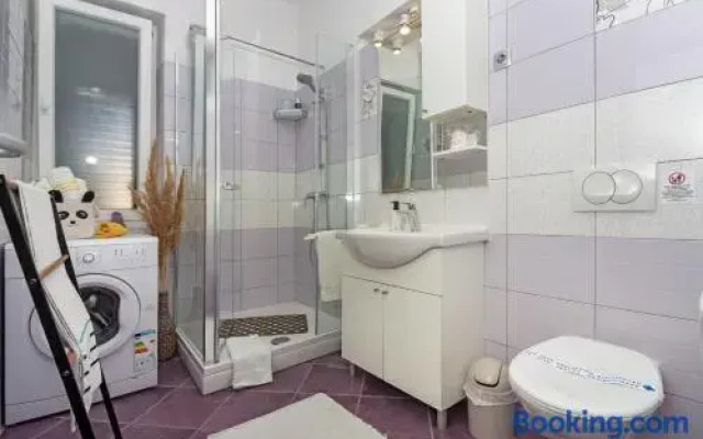 Spacious Apartment Center