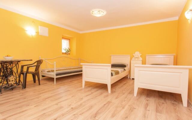 Awesome Apartment in Omisalj With
