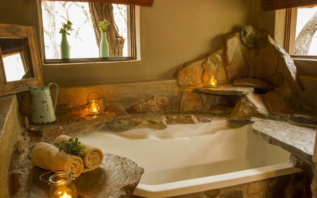 LittleBush Private Lodge