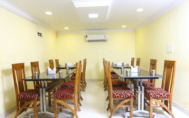 OYO 10630 Hotel Nano Turf