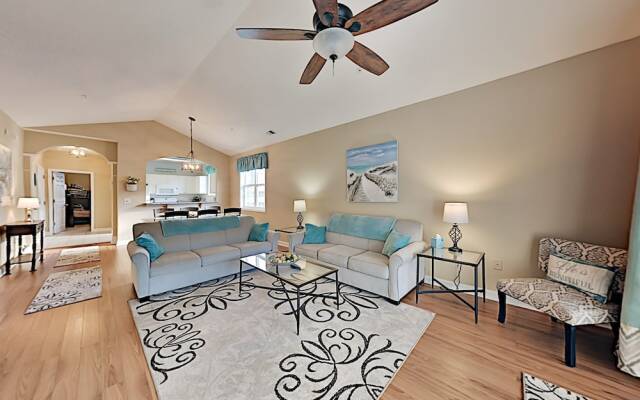 331catal 3 Bedroom Condo