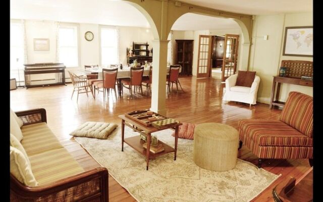 The Woodbine Inn