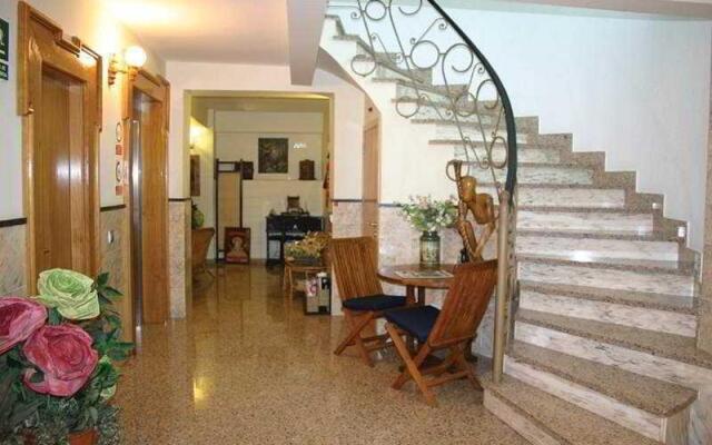 Hostal Carel