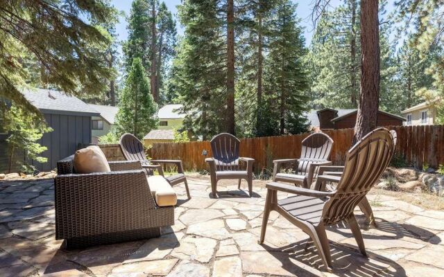 Tahoe Vista Lake Lodge