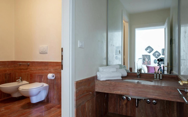 Infinite House Guglie