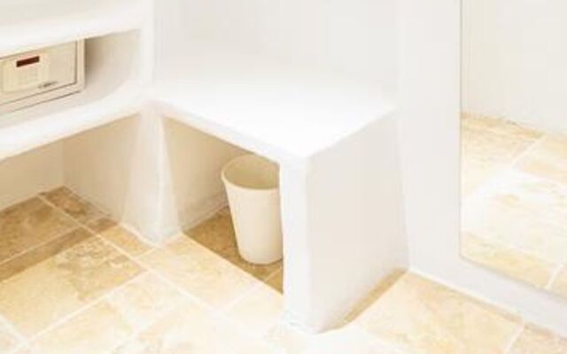 B;yaz Hotel Selimiye