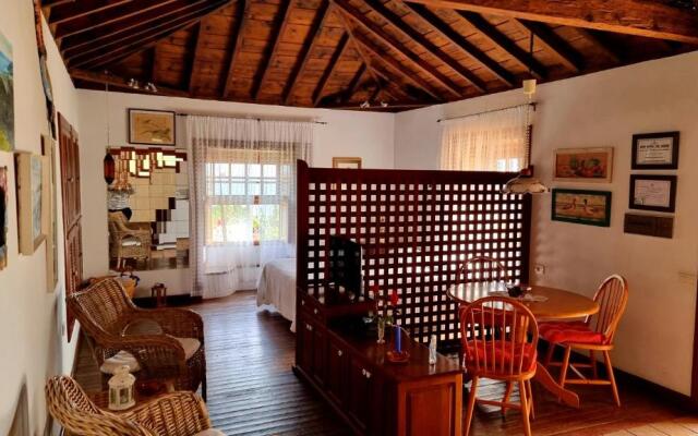 Casa Rural Manos de Oro by Isla Bonita