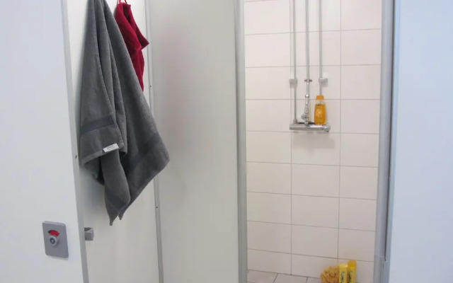 Hållsta Home Vandrarhem - Hostel