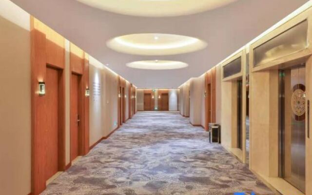 Oriental Venice International Hotel