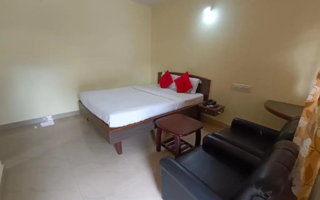 Vishnu Residency By OYO Rooms