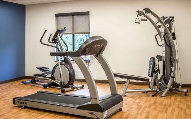 Comfort Suites Hartville - North Canton