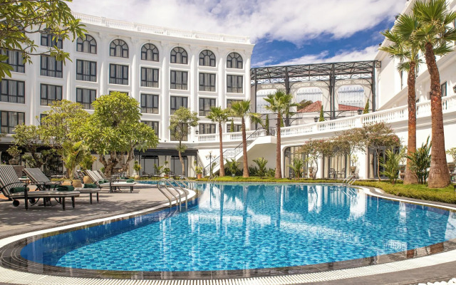 Silk Path Grand Hue Hotel