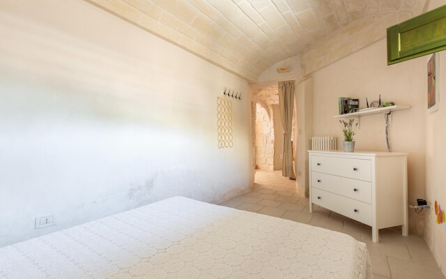 2422 Il Trullo di Erna by Barbarhouse