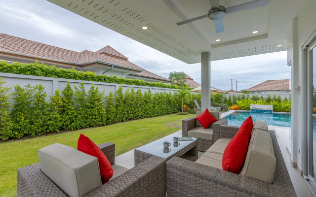 Private 3 Bedroom Pool Villa MS22