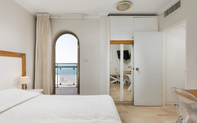 Residence Beach Hotel
