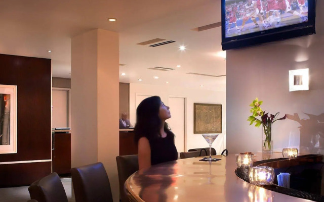 Luxe Rodeo Drive Hotel