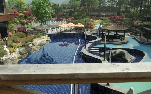 Chereville Spa Tourist Hotel