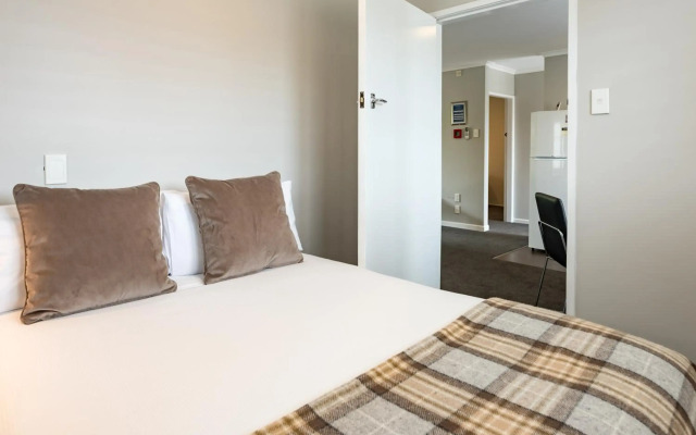 Suncourt Hotel & Conference Centre
