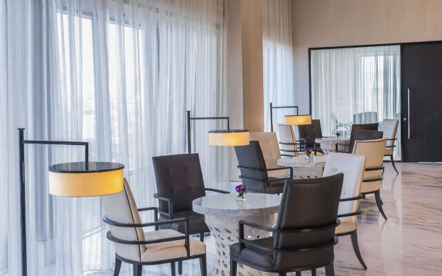 Keraton at The Plaza, The Unbound Collection by Hyatt