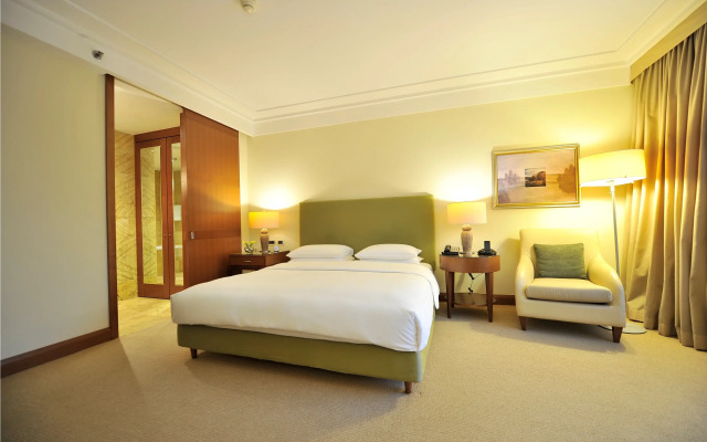 Regent Warsaw Hotel