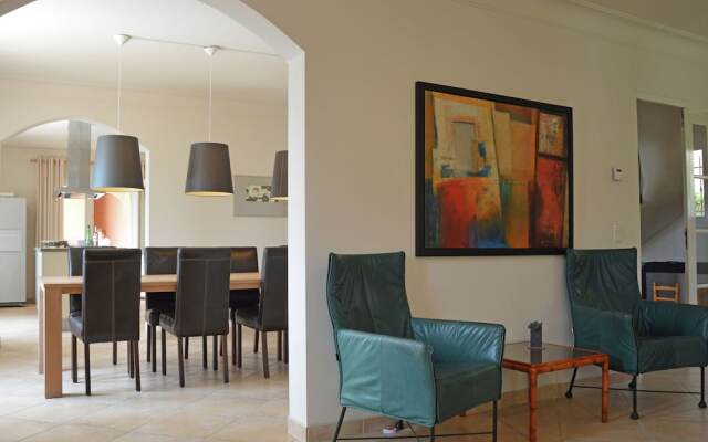 Modern Villa with Private Pool in Cabris