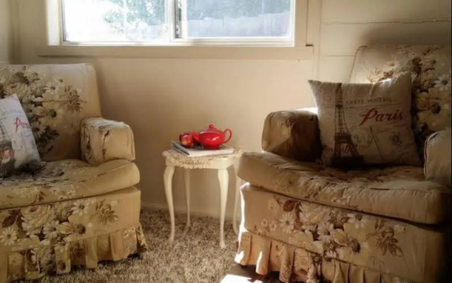 Cream Cottage