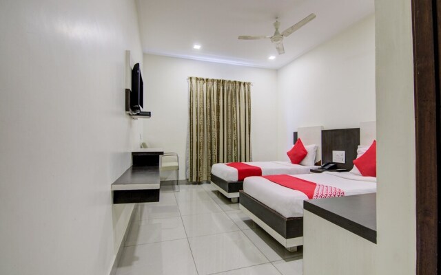 OYO 1466 Hotel G Square