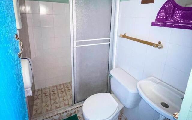Yellow Moon Guesthouse  Apartments