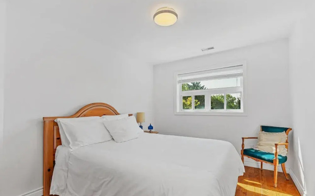 Private 2bdrm Unit With Ensuite Laundry - U5A