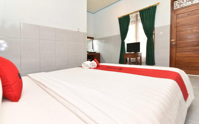 RedDoorz Plus @ Singaraja