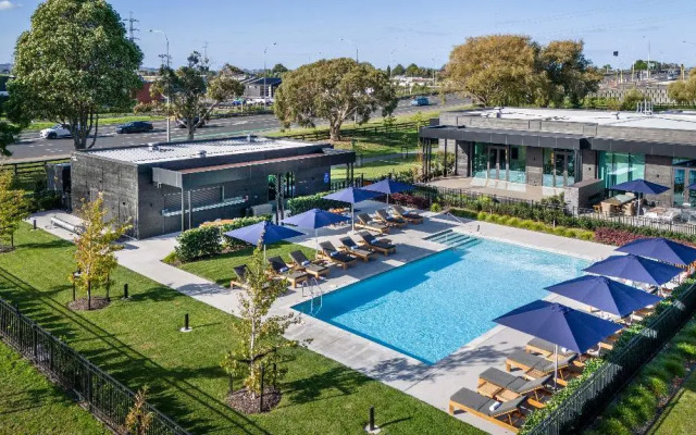 DoubleTree by Hilton Auckland Karaka