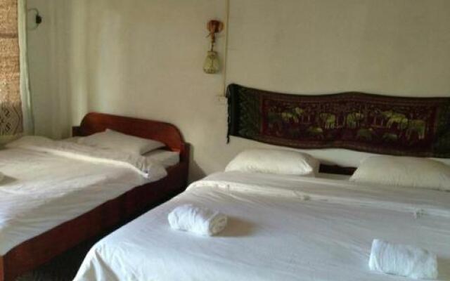 Pha Noi Guesthouse