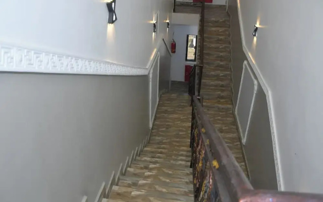 Sakura Apartments