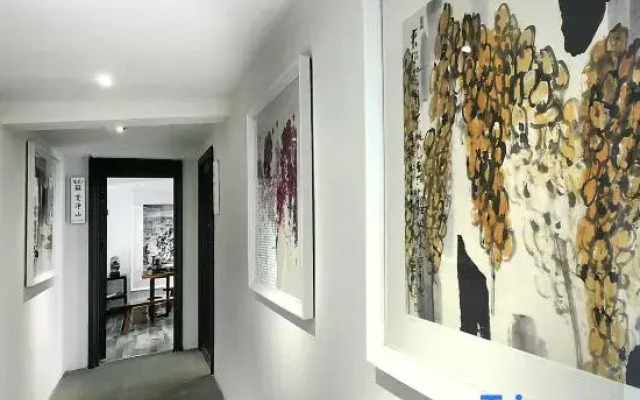 Wan Fenglin Xijing Art Inn