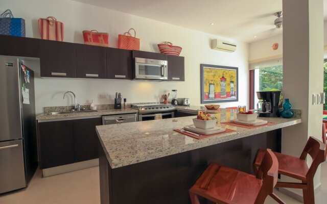 Luxury House Steps Away from Akumal Beach by Olahola