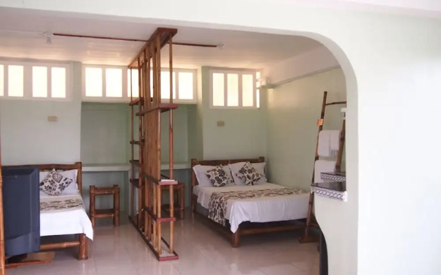 Summer Place Apartments Puerto Galera